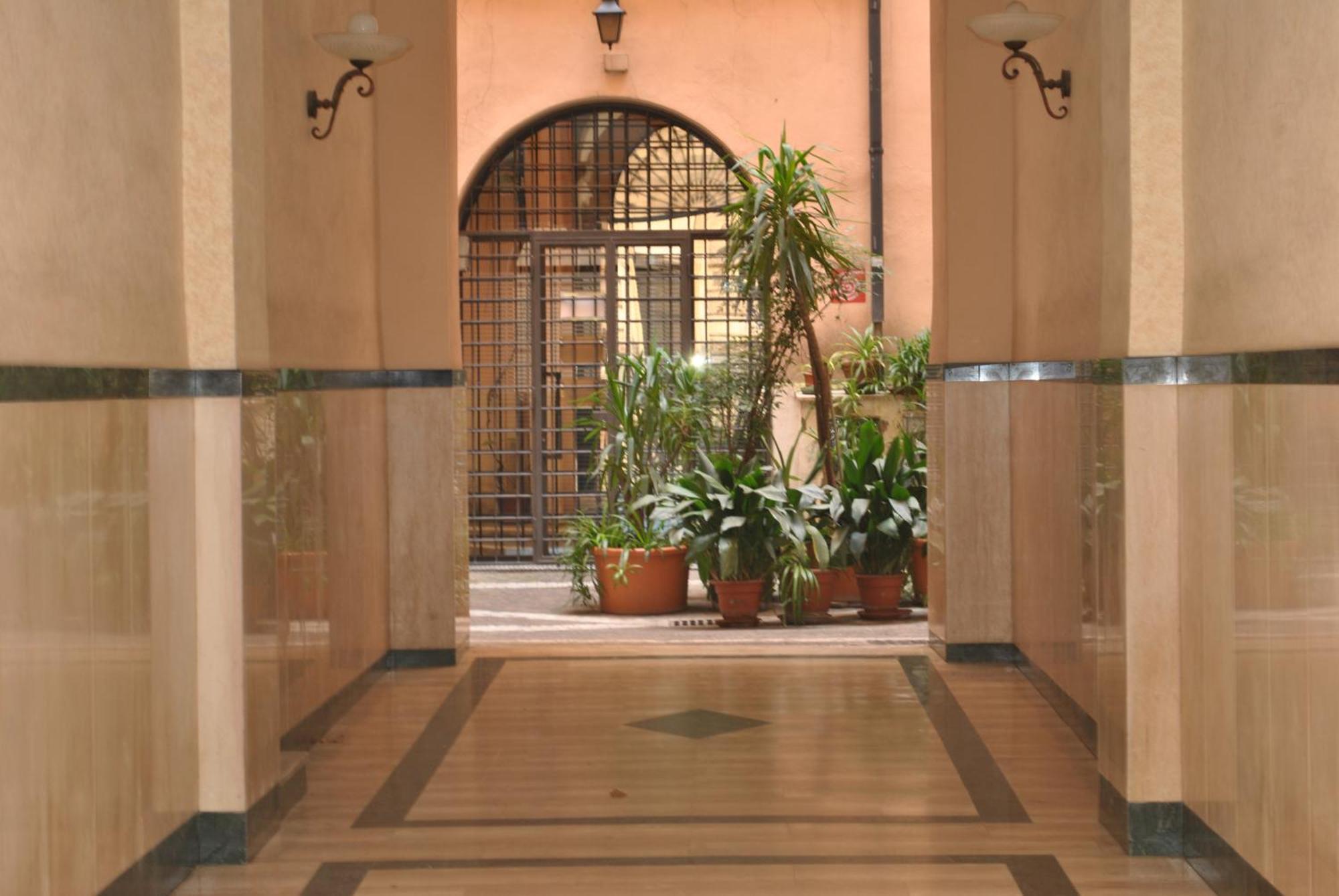 Simon'S Place Rome Buitenkant foto